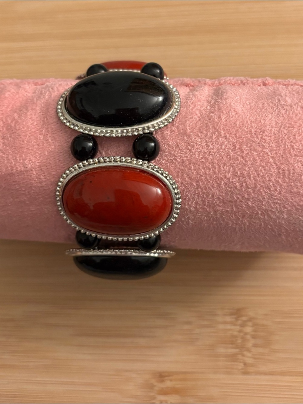 Black & Red Beaded Stretch Bracelet - Women Jewelry